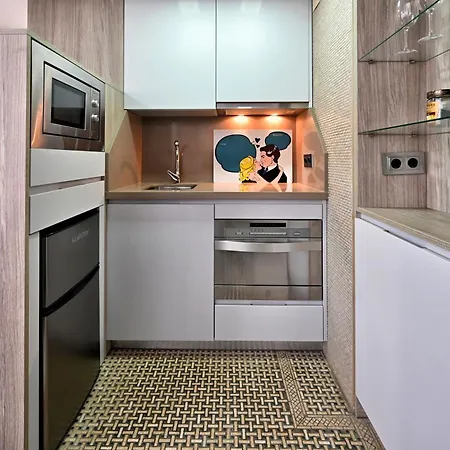 Rent4 La Malagueta 2 Apartment Malaga